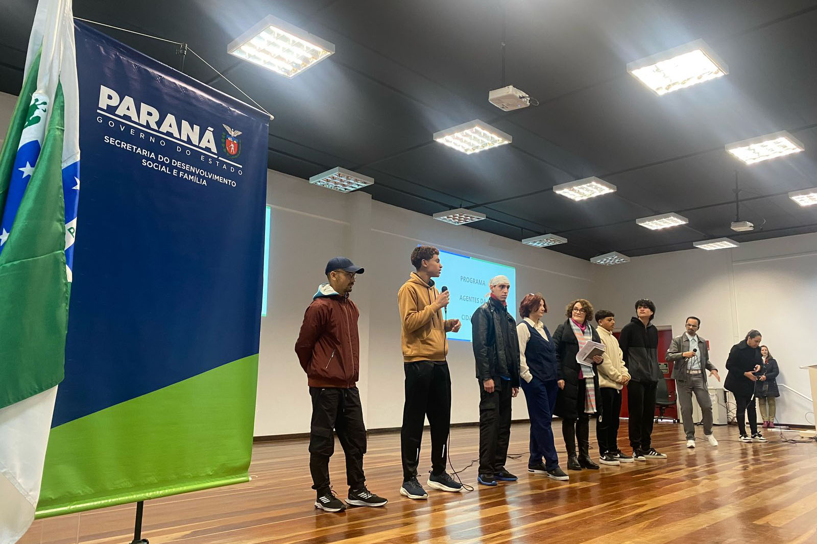 Bolsas mensais: Estado amplia Programa Agentes da Cidadania para 88 municípios Foto: SEDEF-PR