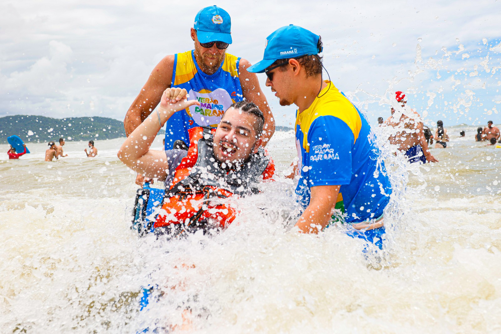 Programa Praia Acessível inclui novos pontos nas costas Noroeste e Oeste do Estado
