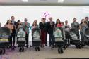 Nascer Bem Paraná já entregou 2,8 mil kits com carrinhos de bebê em 156 municípios