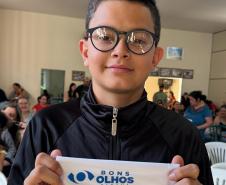 Programa Bons Olhos Paraná já atendeu 6,3 mil alunos com óculos gratuitos