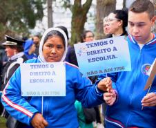 Caminhada reforça apoio às escolas especializadas e defende educação inclusiva