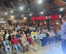 Nascer Bem Paraná: Governo entrega primeiros 556 kits para a primeira infância