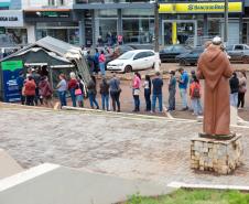 Mais 241 famílias de Rio Bonito do Iguaçu recebem auxílio de R$ 1 mil do Estado