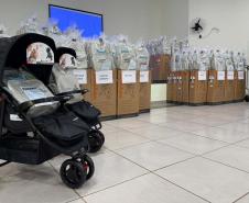 Estado entrega mais 607 kits para bebês; 2,2 mil famílias já foram contempladas
