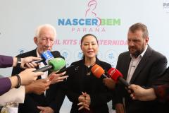 Com carrinhos e acessórios, Estado inicia distribuição inédita de 10 mil kits para mães e bebês