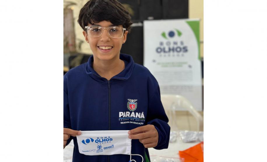 Estado entrega mais 589 óculos do Programa Bons Olhos Paraná para alunos da rede pública