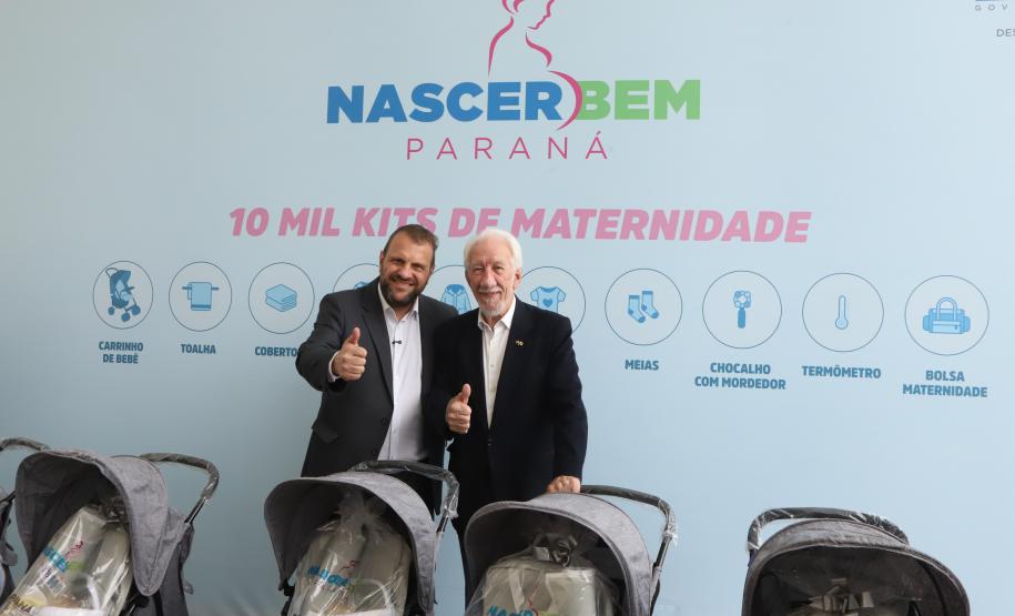Com carrinhos e acessórios, Estado inicia distribuição inédita de 10 mil kits para mães e bebês