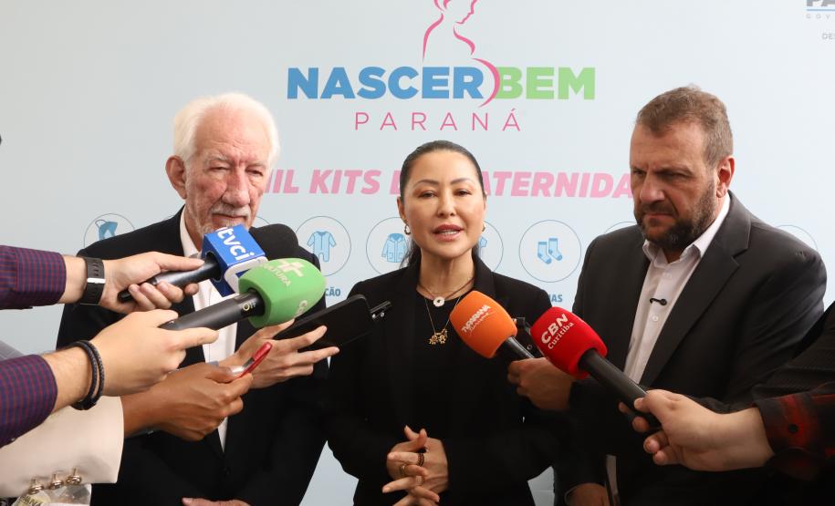 Com carrinhos e acessórios, Estado inicia distribuição inédita de 10 mil kits para mães e bebês