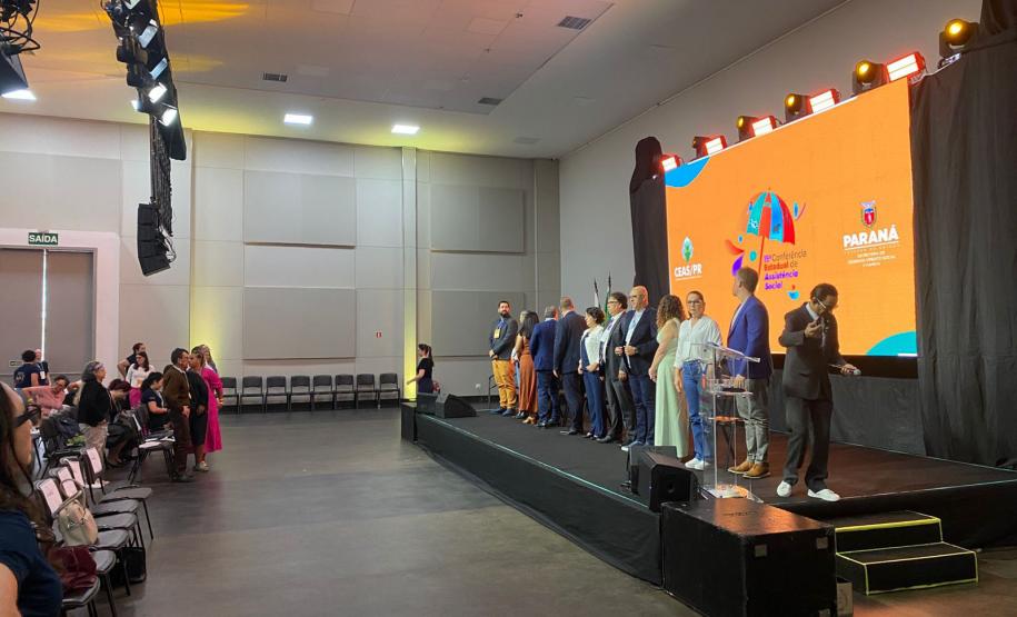 Conferência em Foz do Iguaçu: Estado apresenta ações para fortalecer a assistência social