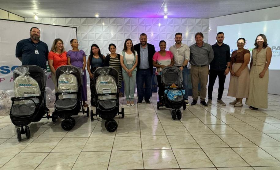 Governo do Estado entrega mais 233 kits para recém-nascidos e mães da região Sudoeste