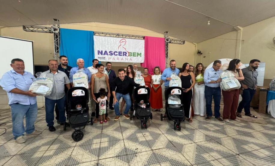 Estado entrega mais 607 kits para bebês; 2,2 mil famílias já foram contempladas