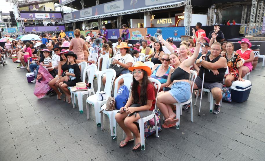 Área PcD do Verão Maior Paraná em Matinhos já recebeu mais de 5 mil pessoas