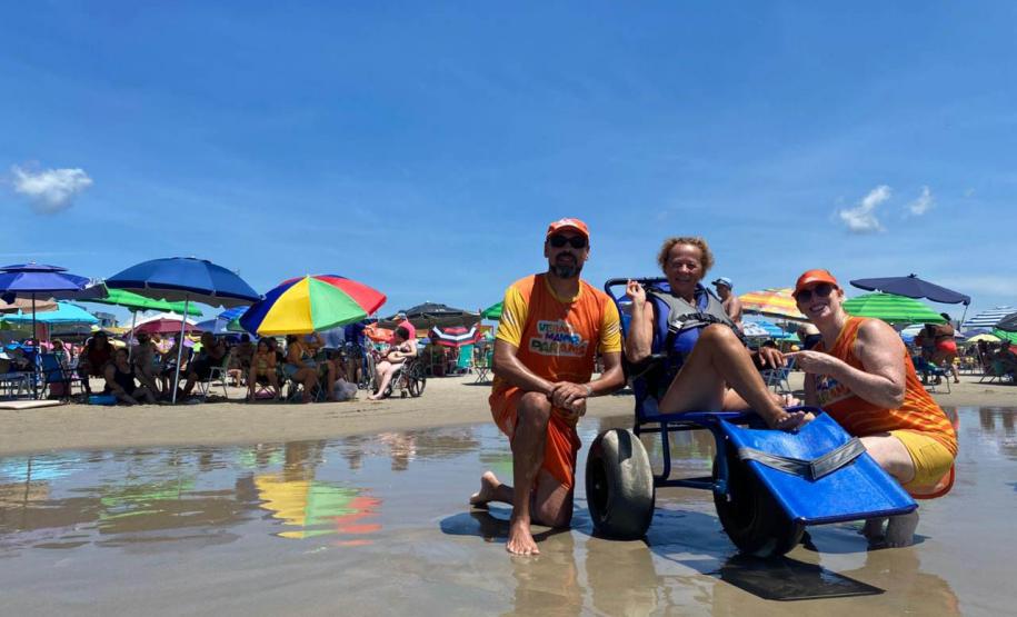 Praia Acessível fecha o verão com recorde de atendimentos e relatos emocionantes