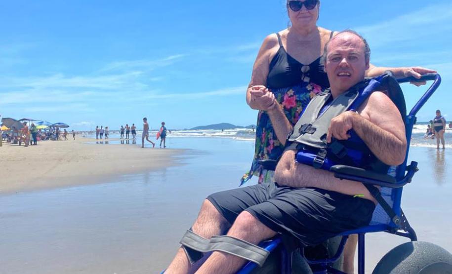 Praia Acessível fecha o verão com recorde de atendimentos e relatos emocionantes